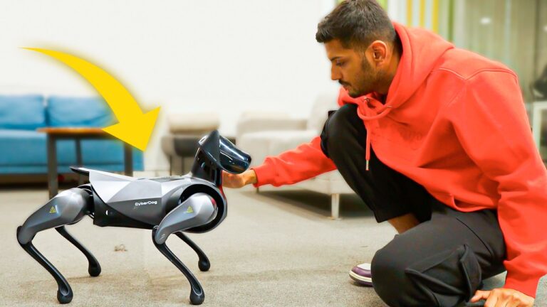 I Bought ₹2,00,000 AI Robot Dog !