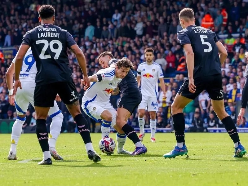 soi-keo-burnley-vs-leeds-united-21h-18-10-1