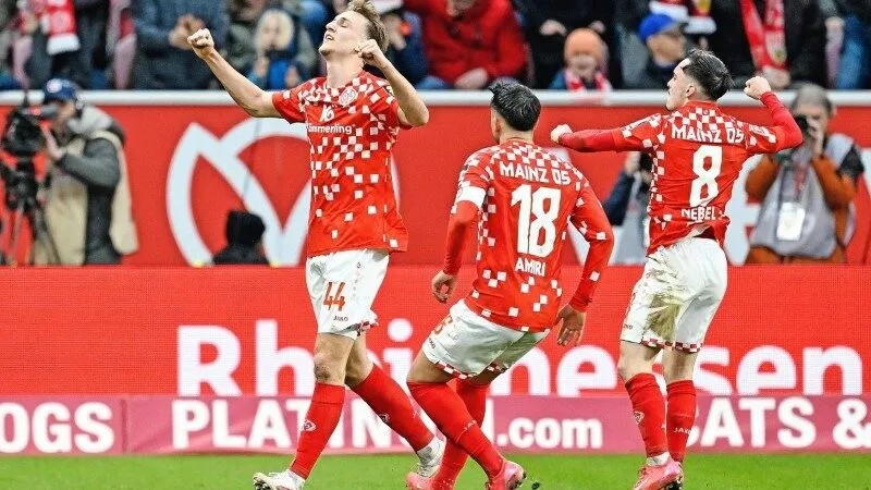 soi-keo-stuttgart-vs-mainz-05-23h30-26-10-1